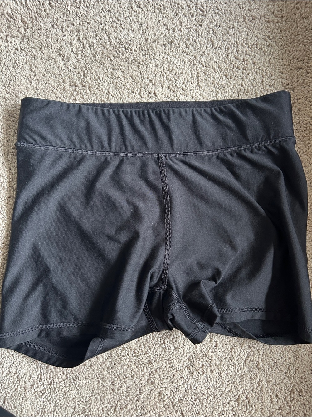Black athletic shorts good condition